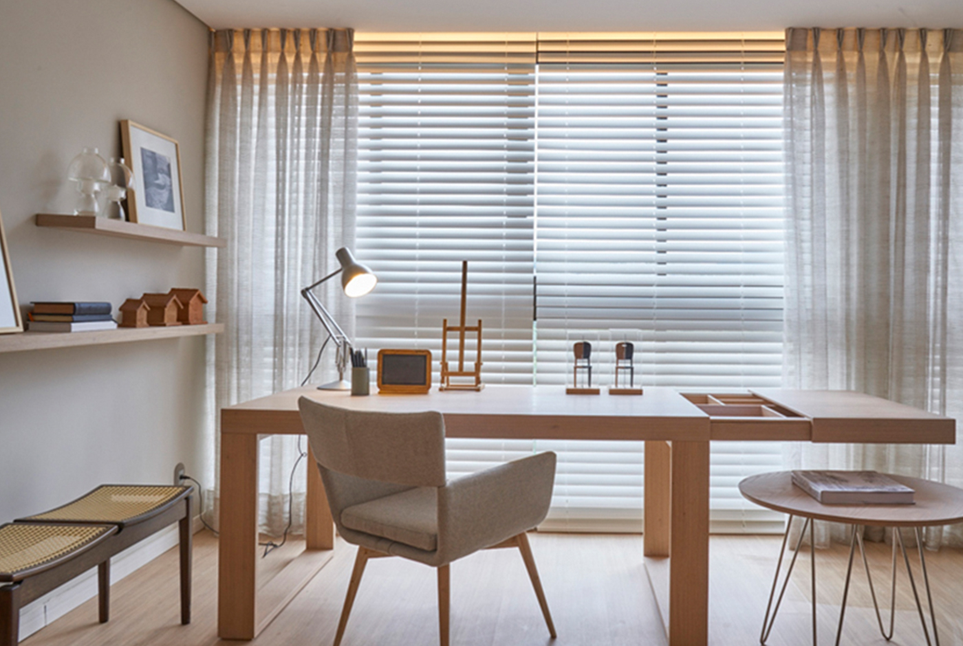 furniture salesperson when furnishing your home furniture salesperson when furnishing your home